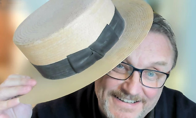 Stefan i Arne Carpelans hatt